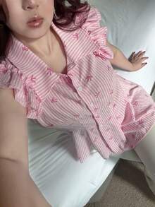 Vibekara 休闲优雅条纹蝴蝶结简约时尚荷叶边开衫衬衫，甜美度假休闲可爱约会派对女装 - 粉色 - 查看 6