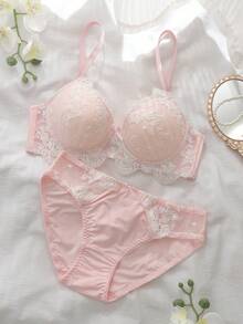 DelicateAllure Women's Elegant Lace Patchwork Bra And Panty Set - Pink - View 7
