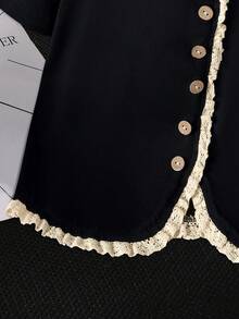 Camiseta de manga corta con botones, volantes y encaje de color contrastante, estilo casual de vacaciones para niñas preadolescentes - Negro - Ver 6
