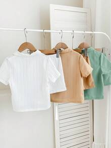 SHEIN LMoss Kids 6件套男童休闲校园风舒适时尚简约实用可爱纹理面料短袖衬衫短裤套装，适合春夏日常穿着、运动、郊游、校园活动、聚会、节日庆典、演出、摄影等场合。 - 綠色 - 查看 2