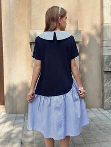 SHEIN Rochie plisată casual pentru fete preadolescente: Ținută adorabilă și ușoară, cu design în dungi și culori solide, cu aplicații florale 3D delicate, asortată cu mâneci scurte confortabile. - Albastru marin - Vizualizare 2