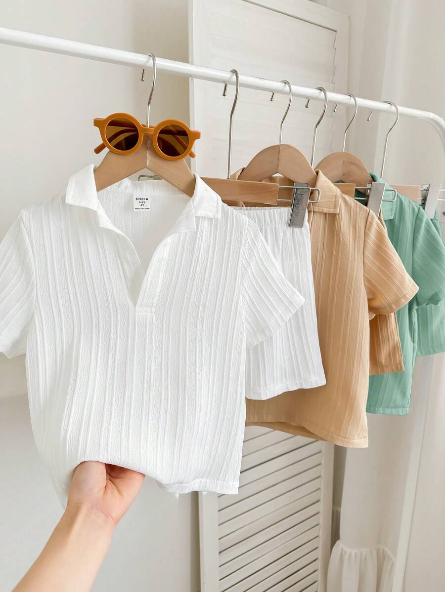SHEIN LMoss Kids 6件套男童休闲校园风舒适时尚简约实用可爱纹理面料短袖衬衫短裤套装,适合春夏日常穿着、运动、郊游、校园活动、聚会、节日庆典、演出、摄影等场合。 - 綠色 - 查看 1