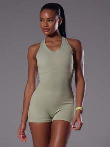 Musera Sport Playsuit Aktif dengan Simpul Putar di Belakang, Bergaris, dan Dikencangkan, Cocok untuk Olahraga, Gym, Pilates, Kebugaran, dan Aktivitas Kasual Sehari-hari, Hibiscus. - hijau kabut - View 4