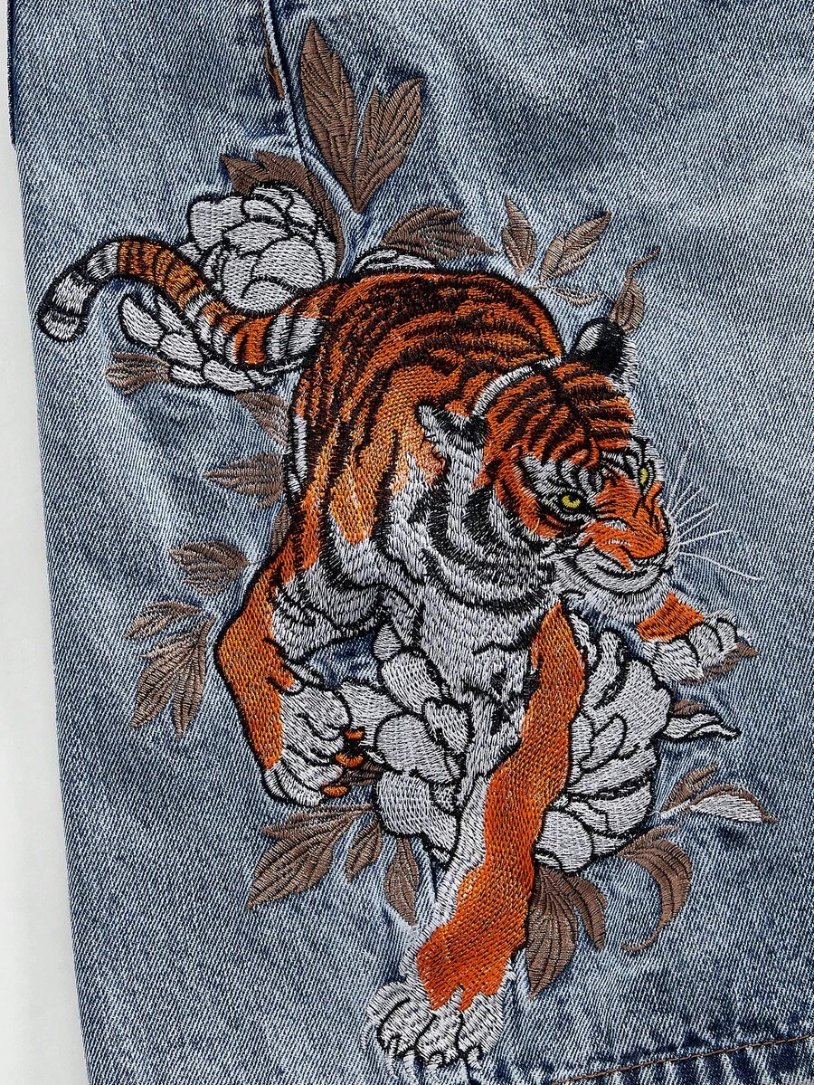 ROMWE MEN Street Life Men's Tiger & Floral Embroidery Pocket Casual Denim Shorts - Blue - View 1