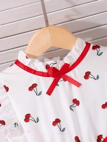 SHEIN Elladie kids 一套女童夏季时尚碎花短袖樱桃印花上衣搭配红色阔腿裤，适合春夏外出、度假、购物。 - 紅色 - 查看 6