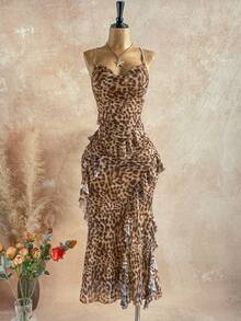 SHEIN Tall CURVE 大码时尚豹纹荷叶边吊带连衣裙 - 棕色 - 查看 4