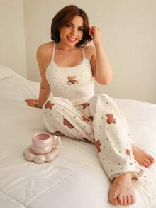 Lupita Cardoza 2件套女士熊印花吊带背心上衣和裤子套装 - 杏色 - 查看 1