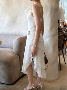 Cévolie 2026 女士纯色荷叶边垂褶领口层叠荷叶边下摆优雅吊带连衣裙 - 米色 - 查看 5