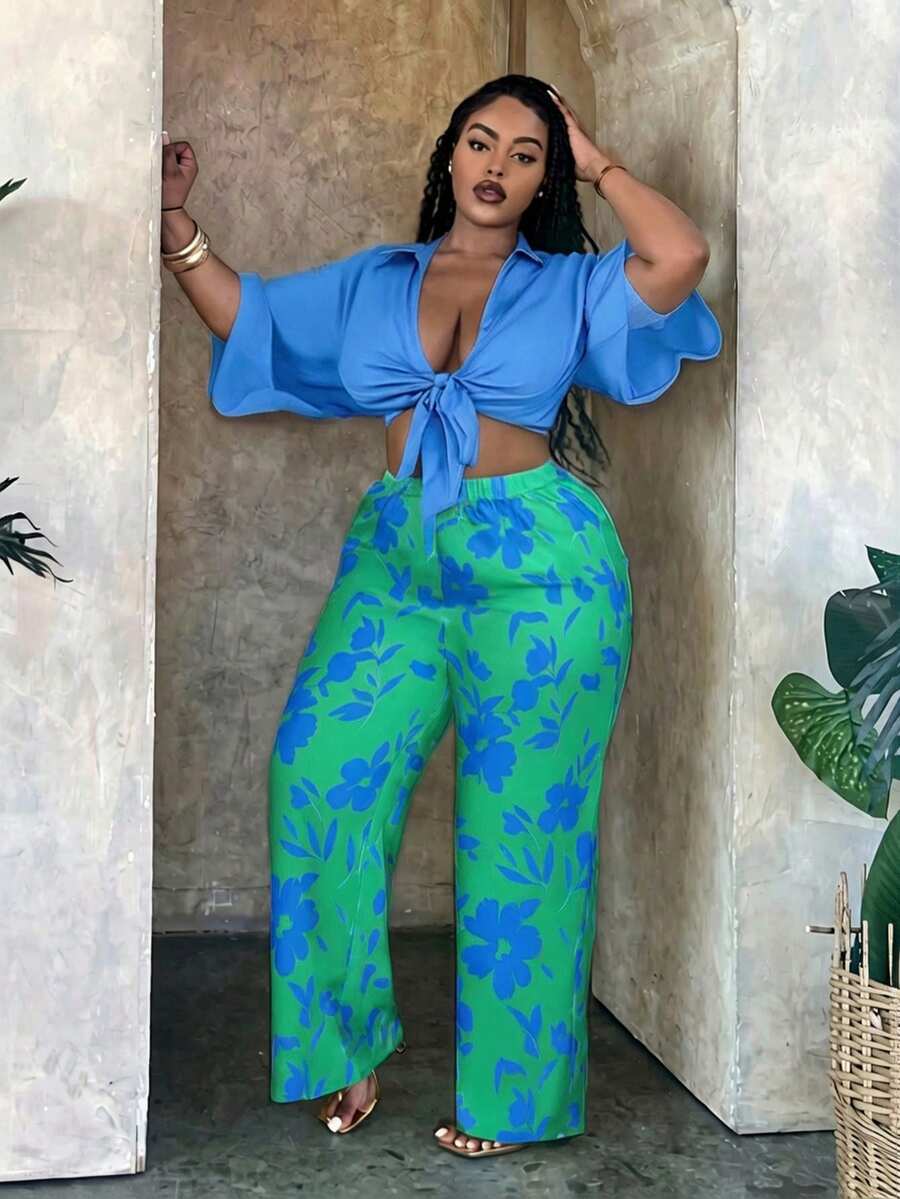 Slaydiva Bộ trang phục thường ngày dành cho nữ cỡ lớn: Áo kiểu xoắn phía trước màu trơn và quần ống rộng in hoa. - Màu xanh bạc hà - Xem 1
