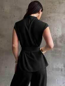 Firerie Bộ đồ nữ thanh lịch, tối giản, thường ngày, phong cách công sở, thời trang thành thị, áo sơ mi cổ xếp ly, tay ngắn, thắt eo và quần ống rộng cạp cao, màu be, 2 món. - màu đen - Xem 7