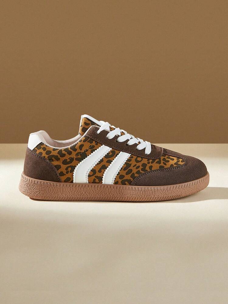 CUCCOO EASI Women's Lace-Up Splicing Leopard Print Round Toe Flat-Bottomed Casual Sneakers Comfortable Daily Outdoor Casual PU Leather Brown Leopard Print Casual Sneakers