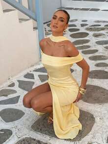 Lumalex 女式缎面露肩荷叶边高开衩连衣裙（配领带） - 黃色 - 查看 2