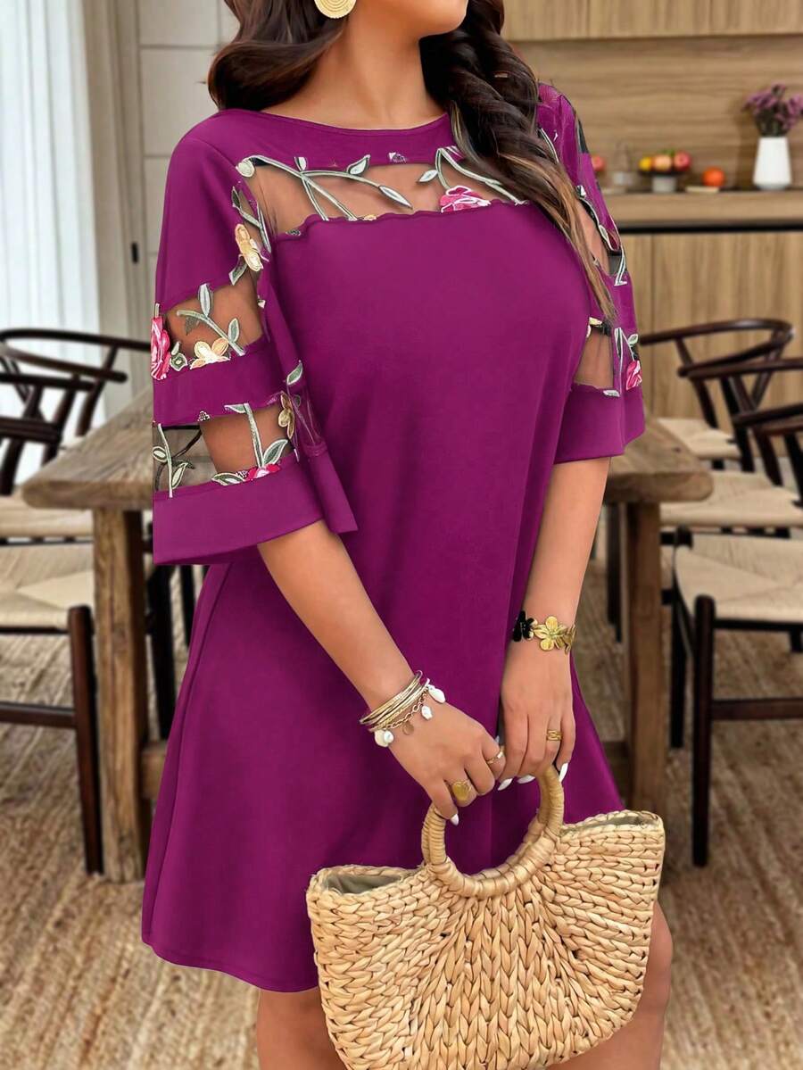 Weeklong Gaun A-Line Ukuran Plus Warna Magenta, Musim Panas, Elegan, Liburan, Gaun Kasual Ukuran Besar dengan Bordir Motif Tanaman, Patchwork Jala, Rajutan Lembut, Leher Perahu, Lengan Setengah Berumbai - Red Violet - View 1