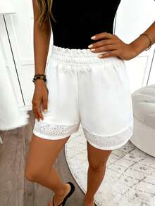 Isle Nomé Pantalones cortos de mujer con cintura con volantes, tejidos y bordados - Blanco - Ver 5