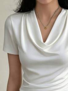 DAZY Solid Color Round Neck Fitted Short Sleeve Women T-Shirt - White - View 3