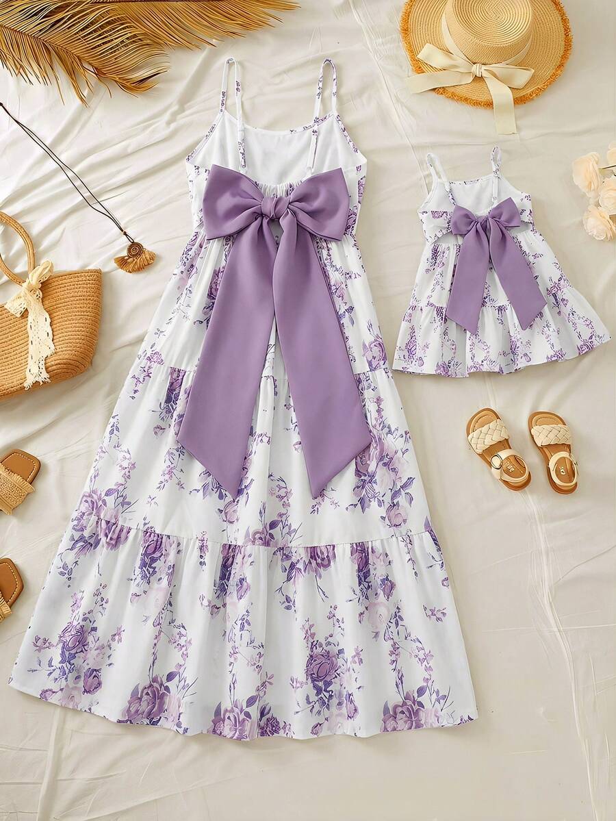 SHEIN Travachic KIDS 女宝宝可爱夏季度假绿色纹理宽松吊带连衣裙 - 彩色 - 查看 1