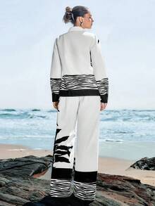 Femmeiva Palm Tree & Wave Black & White Print Loose 2 Pieces Set - Black and White - View 4