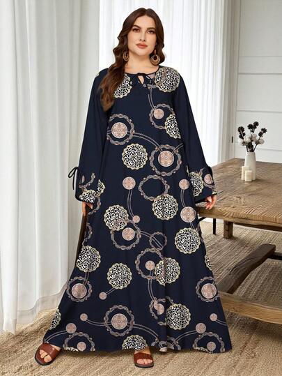 SHEIN Najma Đầm maxi cỡ lớn màu xanh hải quân in họa tiết da báo và chấm bi cổ điển, cổ chữ V, thắt eo, dáng rộng, thời trang, tay dài, thanh lịch, phối viền xanh hải quân, thích hợp cho mùa xuân/hè.