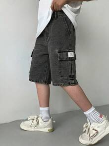SHEIN 青少年男孩時尚休閒 Y2K 復古酷感街頭風 灰色寬鬆寬腿牛仔短褲，口袋與補丁細節設計，適合日常穿著、夏季、Rave 派對、音樂節、街頭穿搭與返校日 - 黑色 - 查看 4
