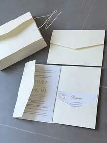 Bộ 25/50 phong bì thiệp mời cưới gấp ba có túi đựng, bộ thiệp mời gấp ba bằng giấy cứng đơn giản, trang nhã, có thể tự thiết kế, phù hợp cho lễ đính hôn, tiệc cưới, Giáng sinh và các dịp lễ hội, tiệc tùng, kỷ niệm, thiệp cảm ơn. - Màu be - Xem 6