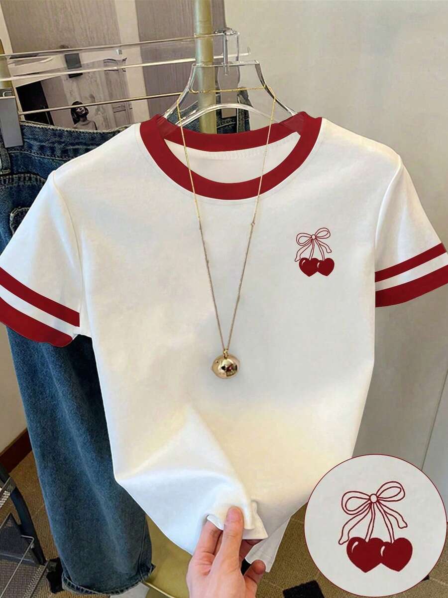 少女休闲樱桃图案短袖圆领T恤,适合夏季穿着,美式学院风,修身白色T恤,日常穿着舒适百搭,红色花卉条纹设计,水果爱心蝴蝶结点缀,春夏秋冬皆宜,白色T恤撞色红色 - 彩色 - 查看 1