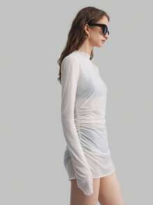 Ontre 2026春夏女装 2025新款百搭实用长袖中长款米色针织T恤，日常穿着，百搭上衣，半透明腰部褶皱针织面料，商务休闲女式长袖圆领半透明现代都市装 - 白色 - 查看 4