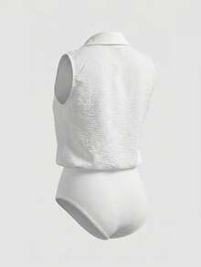 SHEIN PETITE Bộ jumpsuit trắng dáng rộng không tay, cổ áo sơ mi và cổ chữ V, chất liệu vải nhăn, kiểu dáng casual tối giản, thích hợp cho công sở, đi nghỉ mát, mẫu mới năm 2026. - trắng - Xem 3