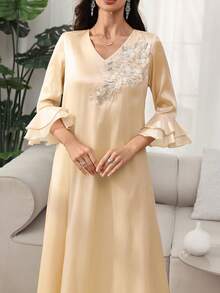 SHEIN Najma 女士V领串珠花卉层叠荷叶袖阿拉伯风格连衣裙，春夏款 - 杏色 - 查看 5