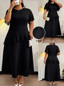 SHEIN CURVE+ Đầm chiffon phối họa tiết, chất liệu vải dệt nổi, thanh lịch dành cho nữ cỡ lớn. - màu đen - Xem 1