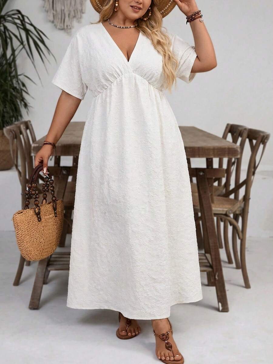 SHEIN VCAY 大码女式V领短袖提花优雅连衣裙 - 米色 - 查看 1