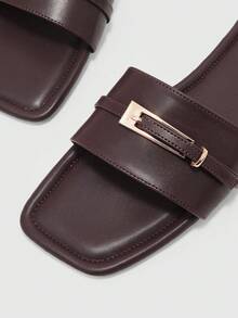 CUCCOO BIZCHIC 女士经典简约时尚平底凉鞋，适合度假、休闲、优雅和舒适的平底凉鞋 - 咖啡棕 - 查看 4