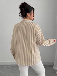 Elenzga 大码女式法式条纹刺绣爱心衬衫 女士衬衫 细条纹衬衫 刺绣衬衫 定制衬衫 长袖衬衫 - 卡其色 - 查看 2