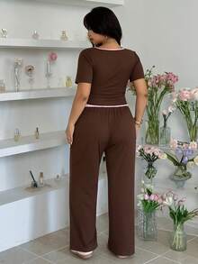 SHEIN EZwear Bộ đồ nữ cỡ lớn kiểu dáng thường ngày gồm áo thun ngắn tay cổ chữ V sâu và quần dài. - màu nâu - Xem 2