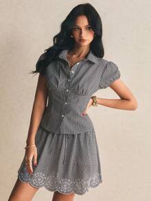 Poéselle Set da 2 pezzi da donna con camicia casual in cotone vintage a quadri e gonna con ricamo floreale, set casual da donna, outfit da vacanza per donna, outfit da lavoro e tea festa per donna, outfit da concerto country, gonna da picnic estivo per signore con bordo ricamato, gonna a quadri e gonna per donna e signora, gonna a quadri e gonna a scacchi bianchi e neri - nero - Visualizzare 4
