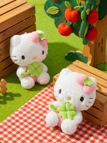 POKOJA LAND HELLO KITTY AND FRIENDS | 小猫毛绒玩具 - 带有绿色幸运四叶草，可爱的聚酯纤维填充动物，迷你吉祥物，非常适合送给女孩朋友、孩子作为生日、感恩节、复活节和派对礼物，也可作为沙发床表面装饰。 - 彩色 - 查看 2