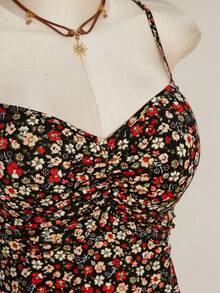 SHEIN ICON 大尺碼修身碎花印花太陽裙 女款，適合夏季、返校季、舞會、辦公室及其他場合，可愛風格 - 彩色 - 查看 8