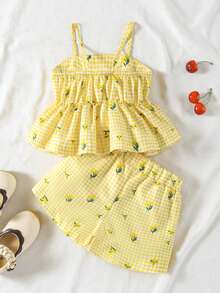SHEIN Vintaside Kids 2件套女婴春夏度假风樱桃格子印花吊带上衣和短裤 - 黃色 - 查看 2