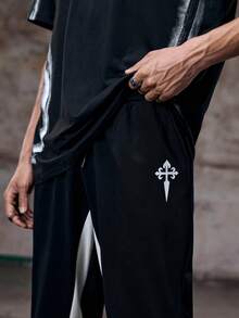 Skyrend Manfinity EMRG Men's 2 Short-Sleeved T-Length Cloaks, Men's Raffle Waist Seals With Floral Prints, Colored Stripes, Daily Life Stamps With Flower Crosses, Stripes, And Stripes. Stamp Design, Black Short-Sleeved T-Shirt, Black Coat, Four Seasons, Daily Holidays, Daily Commute Wear, Daily Holidays Perforated, Men's Gifts.,Rapper Outfits Workout Clothes Men Y2k Clothes For Men Y2k Clothes Menemo - Black - View 7