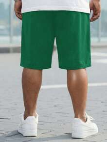 Manfinity Homme Quần short nam cỡ lớn in chữ, có dây rút ở eo và túi, kiểu dáng thường ngày. - màu xanh lá - Xem 2