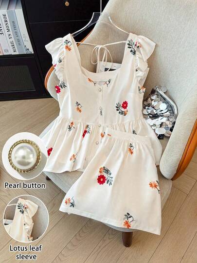 GlowEve CURVE 大码女装两件套：印花方领开衫，带纽扣、泡泡袖、系带腰带和短裤，适合春夏休闲度假穿着。荷叶边袖印花套装，白色花朵刺绣套装，夏季连衣裙，白色印花连衣裙，珍珠纽扣连衣裙，女士服装，新款女装，休闲夏季女装。