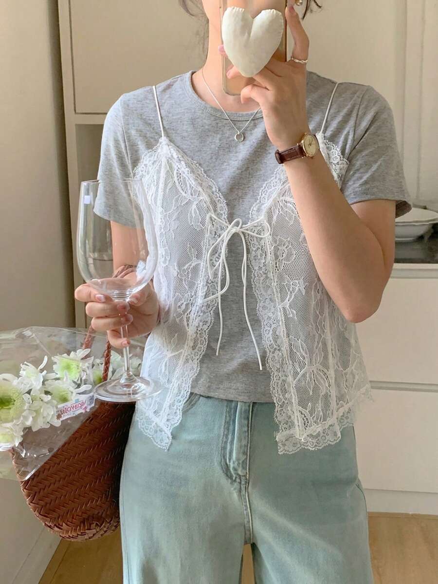 DAZY 女士二合一蕾丝拼接圆领短袖T恤 - 灰色 - 查看 1