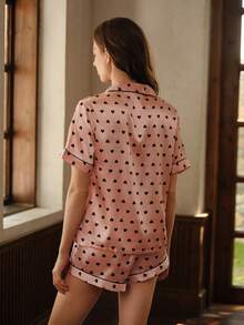 Áo sơ mi và quần short Satin in hình trái tim tương phản Bộ PJ / Bộ Pajama - Bụi hồng - Xem 2