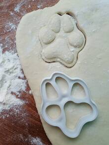 1pc Paw Print Cookie Cutter Mold, Suitable For Baking - White - View 4