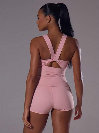 Musera Sport 交叉露背细节挖领长款运动上衣，适合健身房、运动、普拉提、日常休闲穿着，芙蓉花色