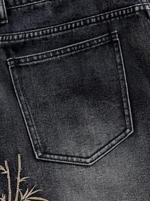 ROMWE MEN Street Life Men's Animal & Plant Embroidery Slant Pocket Casual Denim Shorts - Black - View 6