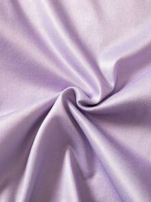 Bộ đồ ngủ 2 món màu hồng trơn họa tiết mây, trăng, sao và áo tay ngắn cùng quần legging kẻ caro cho bé gái. - Màu xanh hải quân - Xem 5