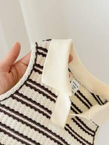 LMoss Kids Áo vest cổ bẻ dệt kim kẻ sọc cho bé gái - Màu nâu  Mocha - Xem 6