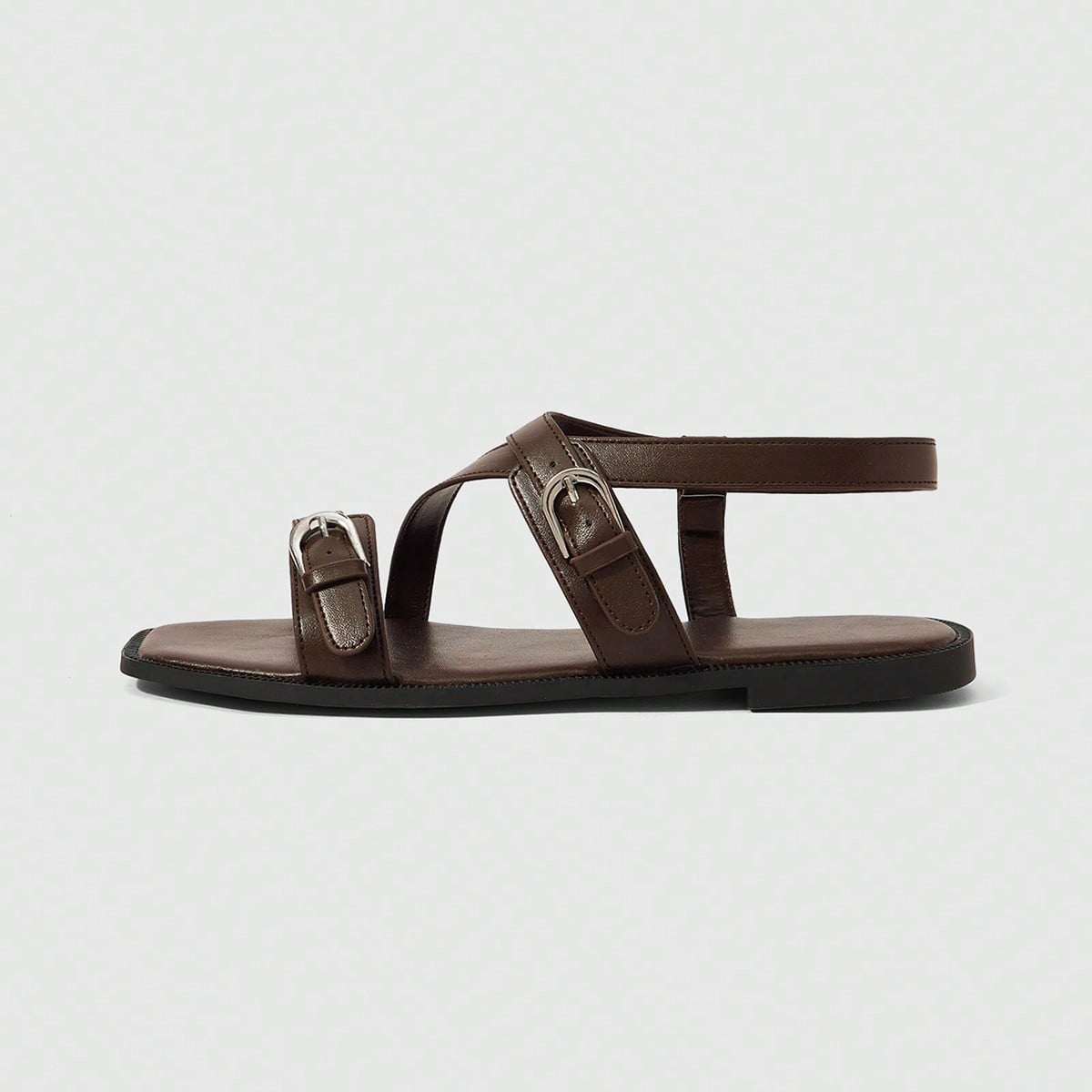 Sandalias planas de mujer para el verano, nuevas, con punta cuadrada, suela plana, tira marrón y hebilla. Sandalias planas versátiles y cómodas par
