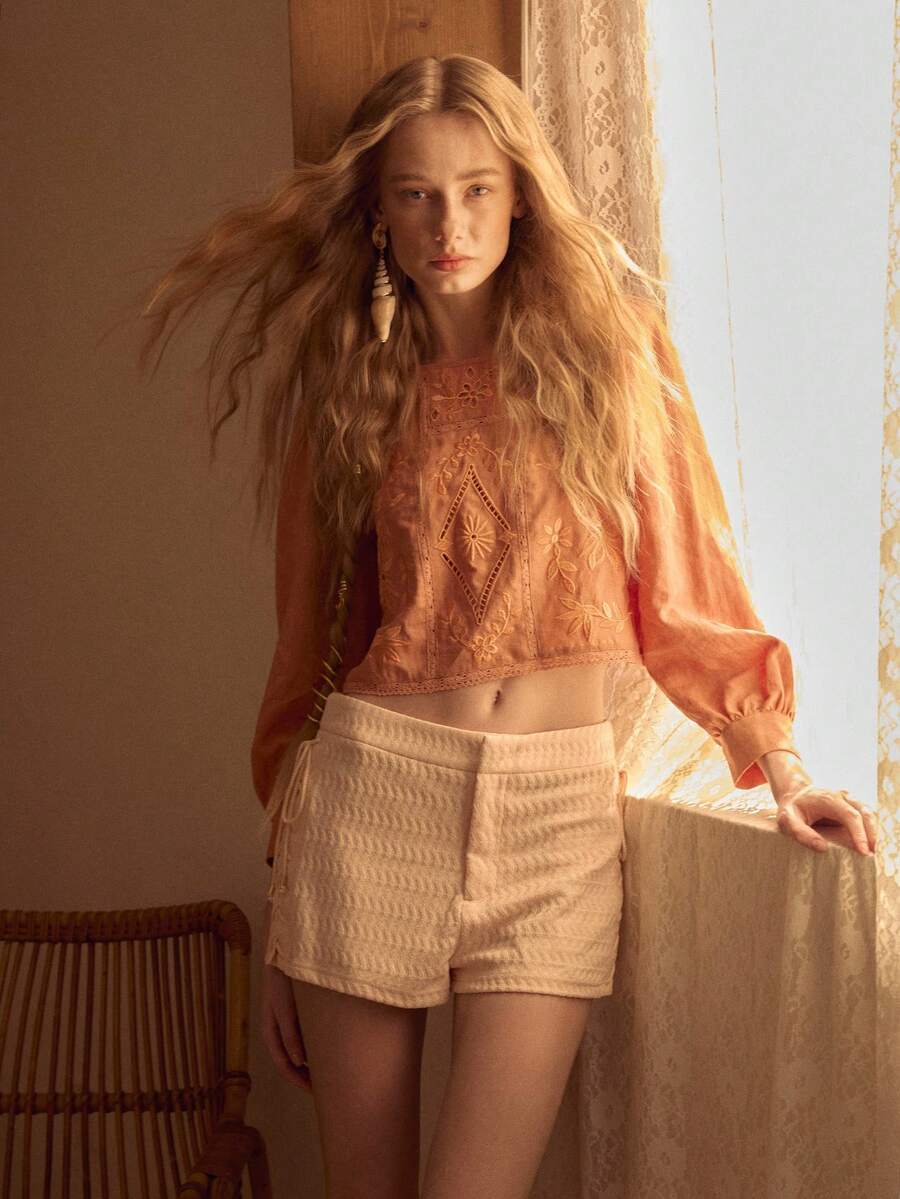 MOTF STUDIO WOMEN'S ELASTIC LOW-WAIST KNOT SHORTS - Red Orange - View 2