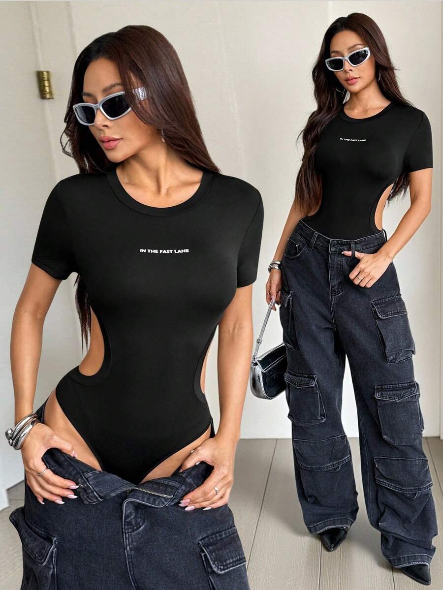 SHEIN PETITE Áo liền thân dệt kim không đường may, co giãn cao, màu đen, kiểu dáng Y2K dành cho nữ, thiết kế khoét rỗng, nhẹ. - màu đen - Xem 1